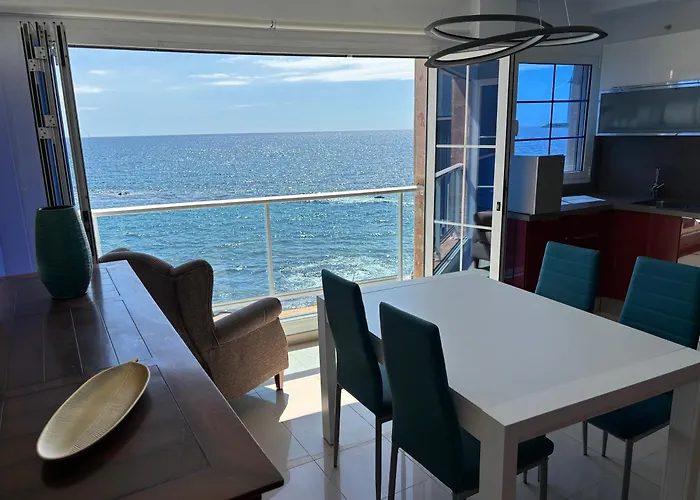 Vivienda 1ª Linea Mar En Paseo Maritimo